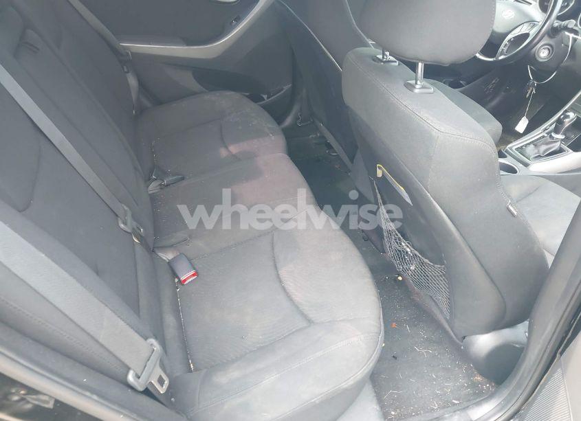 Photo 8 of 2015 Hyundai Elantra SE (VIN KMHDH4AE4FU260555)