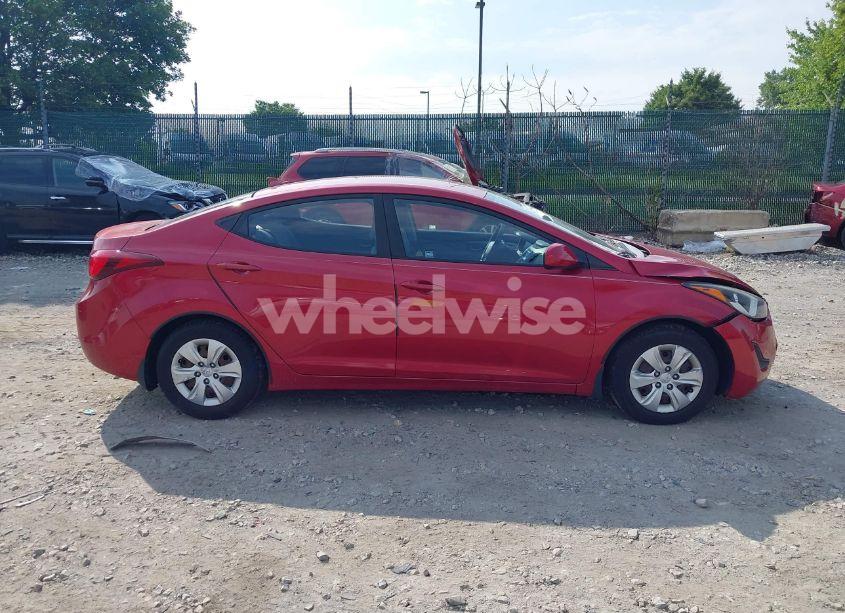 Photo 13 of 2016 Hyundai Elantra SE (VIN KMHDH4AE4GU551929)