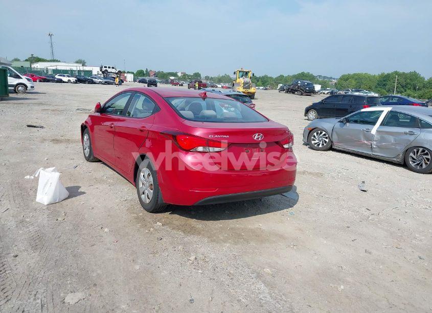 Photo 3 of 2016 Hyundai Elantra SE (VIN KMHDH4AE4GU551929)