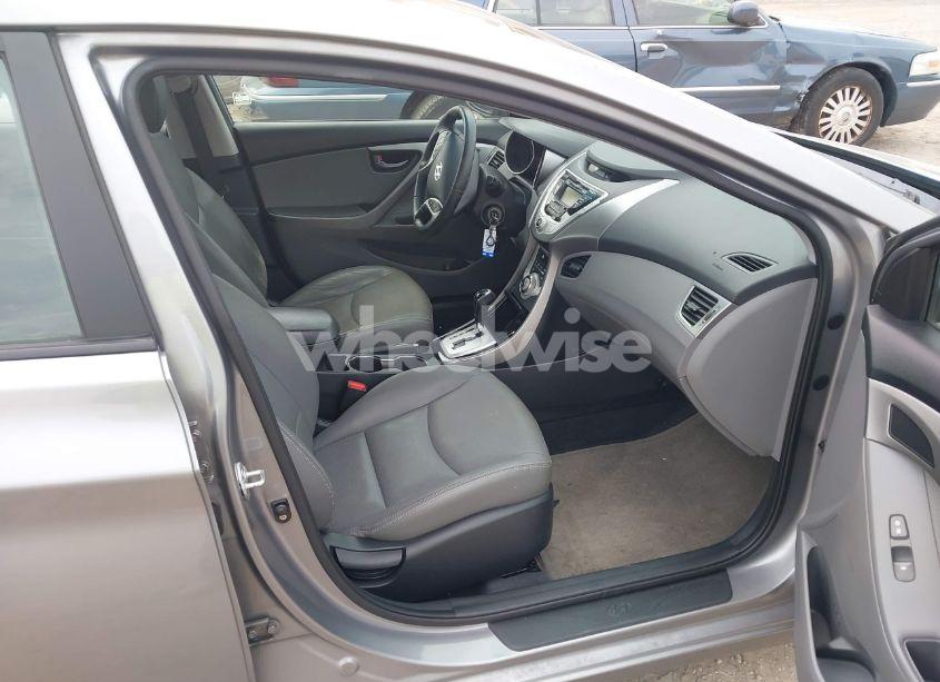 Photo 5 of 2012 Hyundai Elantra LIMITED (ULSAN PLANT) (VIN KMHDH4AE5CU301982)