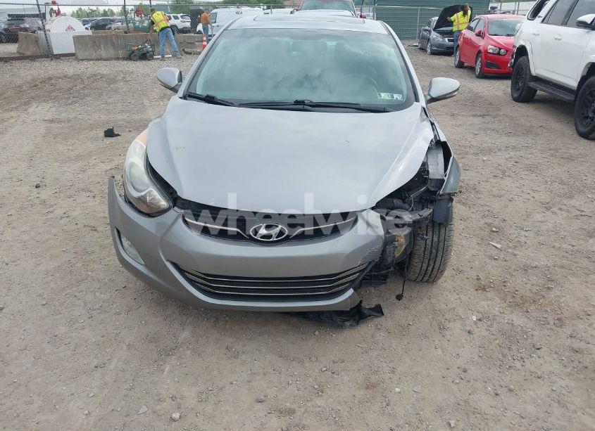 Photo 6 of 2012 Hyundai Elantra LIMITED (ULSAN PLANT) (VIN KMHDH4AE5CU301982)