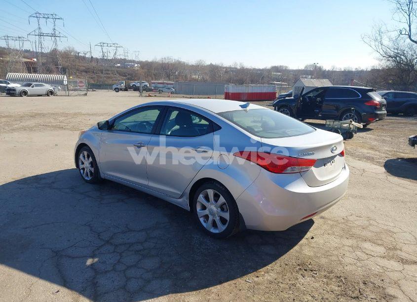 Photo 3 of 2013 Hyundai Elantra LIMITED (VIN KMHDH4AE5DU494992)