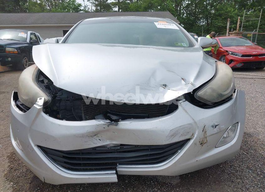 Photo 6 of 2013 Hyundai Elantra GLS (VIN KMHDH4AE5DU717788)