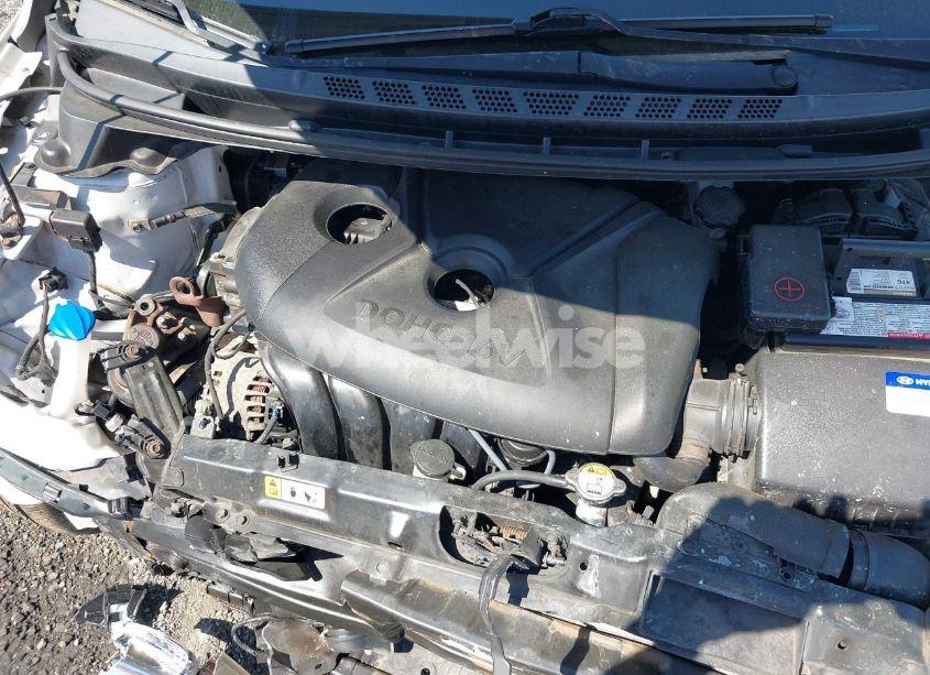 Photo 10 of 2013 Hyundai Elantra GLS (VIN KMHDH4AE5DU755389)