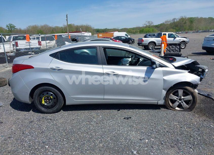 Photo 13 of 2013 Hyundai Elantra GLS (VIN KMHDH4AE5DU755389)