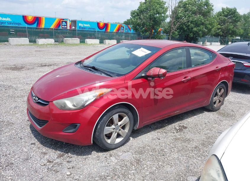 Photo 2 of 2013 Hyundai Elantra GLS (VIN KMHDH4AE5DU770152)