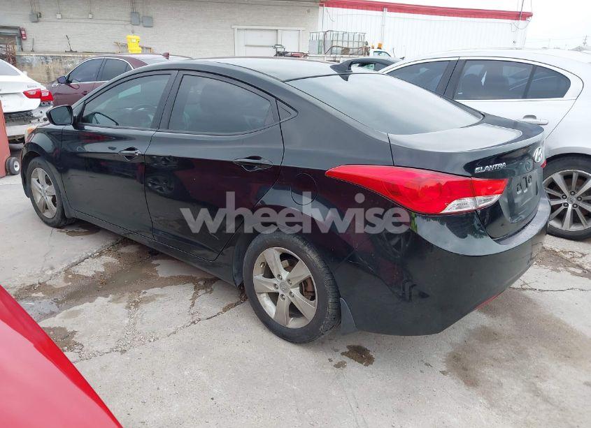 Photo 3 of 2013 Hyundai Elantra GLS (VIN KMHDH4AE5DU823660)