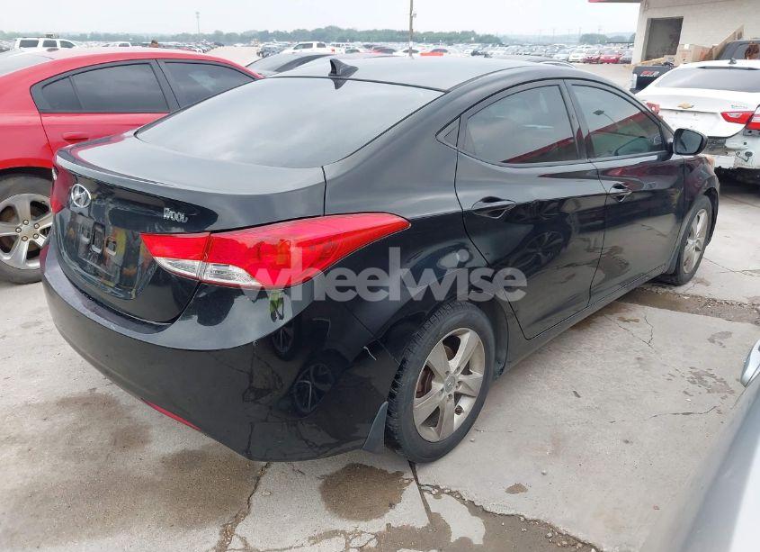 Photo 4 of 2013 Hyundai Elantra GLS (VIN KMHDH4AE5DU823660)