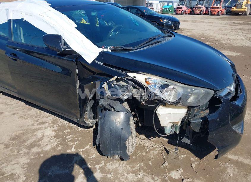 Photo 6 of 2013 Hyundai Elantra GLS (VIN KMHDH4AE5DU901323)