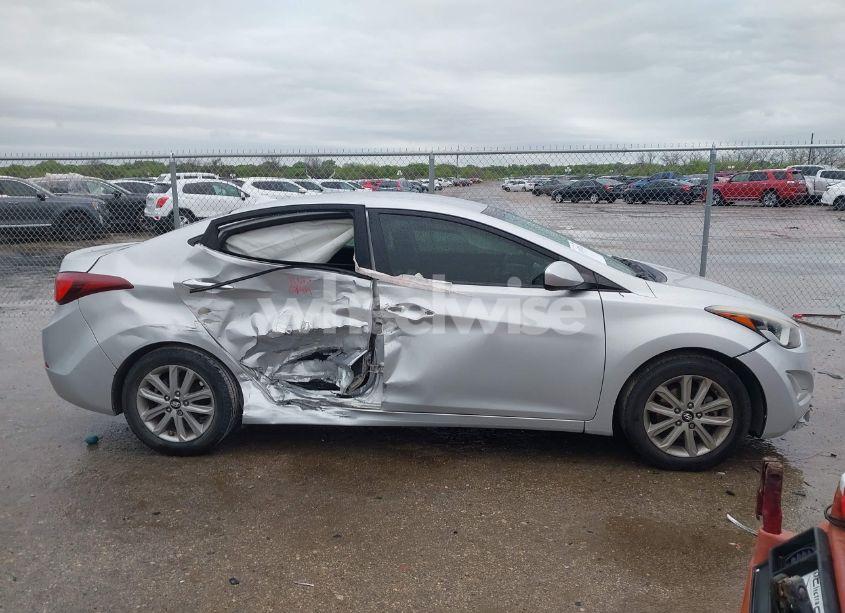 Photo 13 of 2014 Hyundai Elantra SE (VIN KMHDH4AE5EU040386)