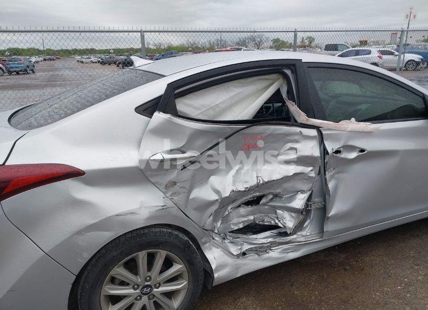 Photo 6 of 2014 Hyundai Elantra SE (VIN KMHDH4AE5EU040386)