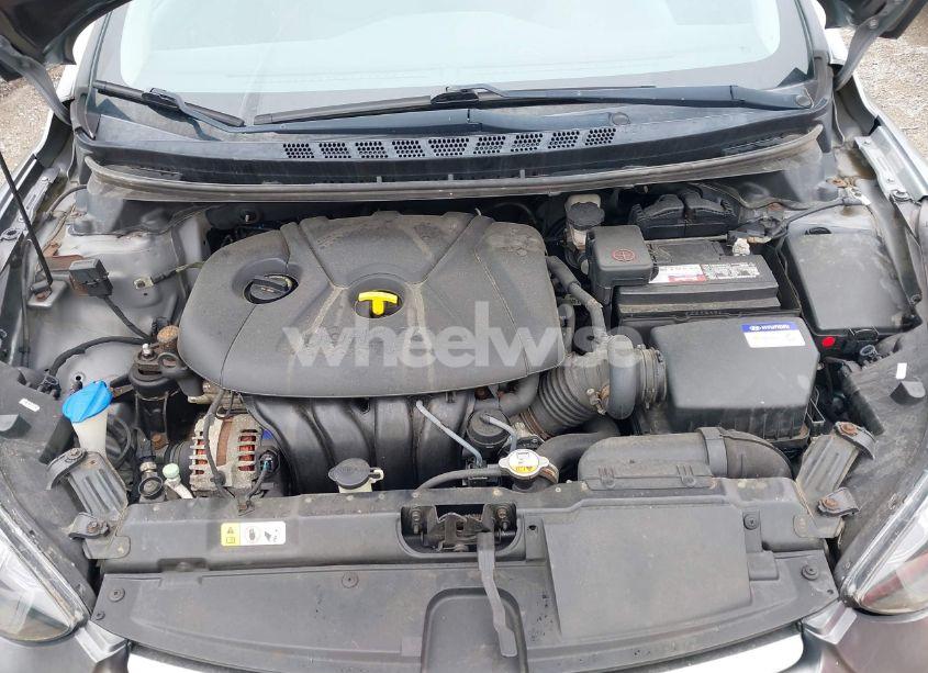 Photo 10 of 2015 Hyundai Elantra SE (VIN KMHDH4AE5FU390585)