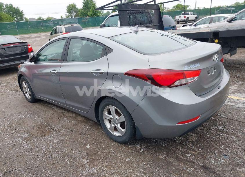 Photo 3 of 2015 Hyundai Elantra SE (VIN KMHDH4AE5FU390585)