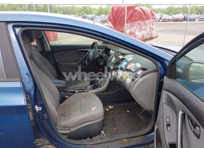 Photo 5 of 2016 Hyundai Elantra SE (VIN KMHDH4AE5GU480546)