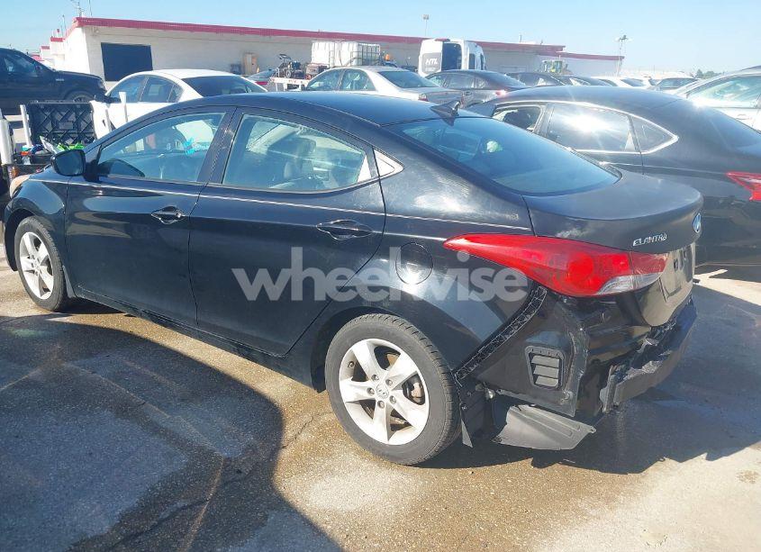 Photo 3 of 2013 Hyundai Elantra GLS (VIN KMHDH4AE6DU661991)