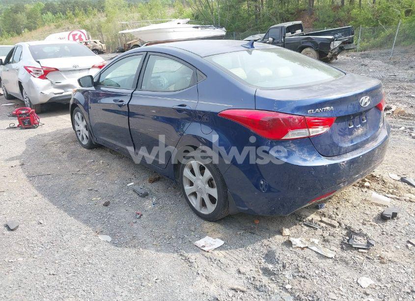 Photo 3 of 2013 Hyundai Elantra LIMITED (VIN KMHDH4AE6DU712731)