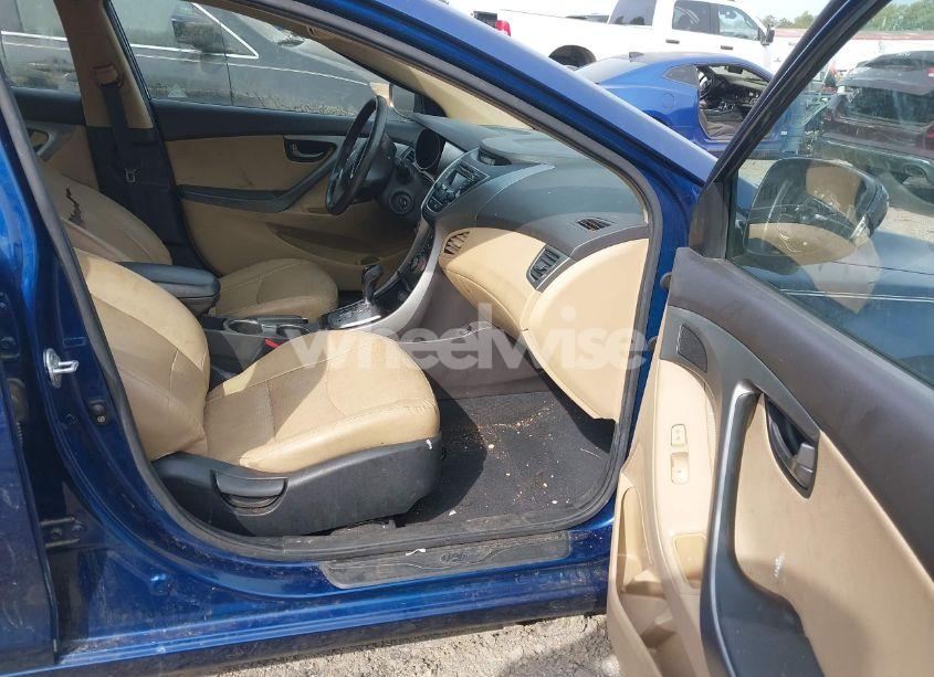 Photo 5 of 2013 Hyundai Elantra LIMITED (VIN KMHDH4AE6DU712731)