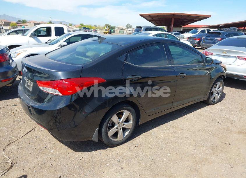 Photo 4 of 2013 Hyundai Elantra GLS (VIN KMHDH4AE6DU920835)
