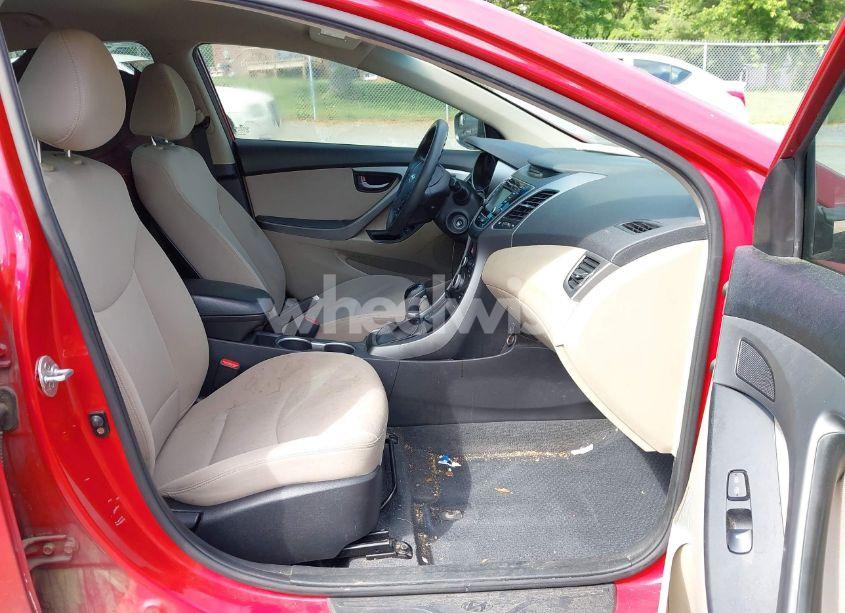 Photo 5 of 2014 Hyundai Elantra SE (VIN KMHDH4AE6EU030983)