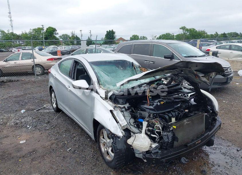 Photo 6 of 2014 Hyundai Elantra SE (VIN KMHDH4AE6EU068018)