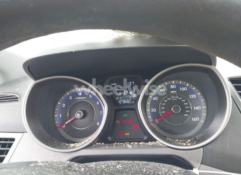 Photo 7 of 2014 Hyundai Elantra SE (VIN KMHDH4AE6EU068018)