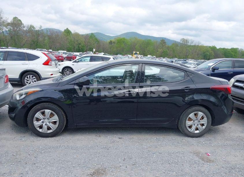 Photo 14 of 2016 Hyundai Elantra SE (VIN KMHDH4AE6GU543976)
