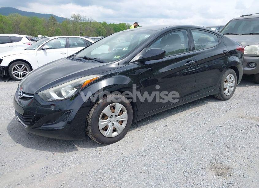 Photo 2 of 2016 Hyundai Elantra SE (VIN KMHDH4AE6GU543976)