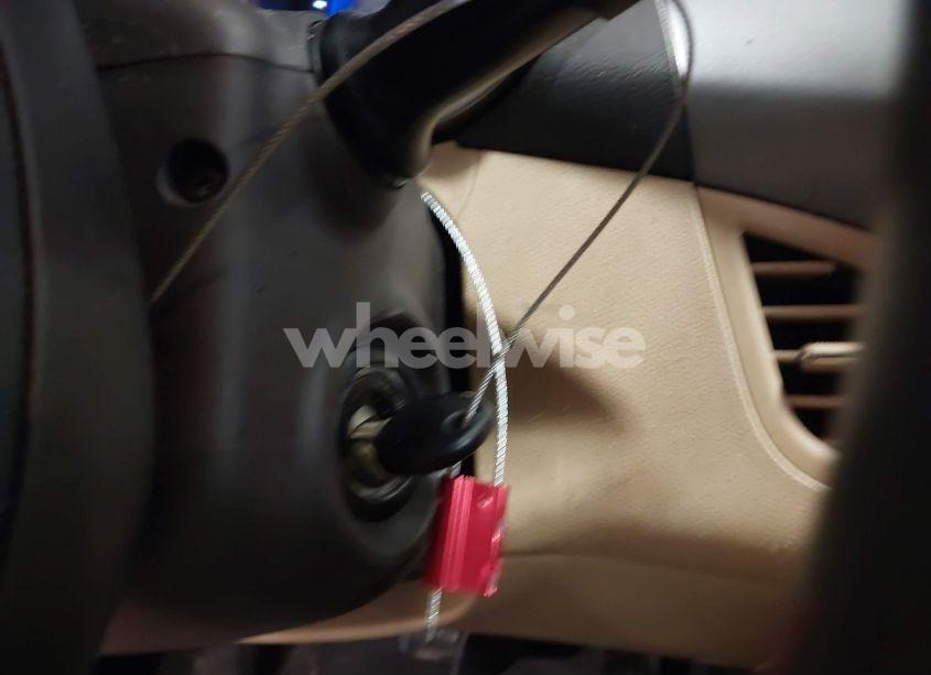 Photo 11 of 2013 Hyundai Elantra GLS (VIN KMHDH4AE7DU536983)