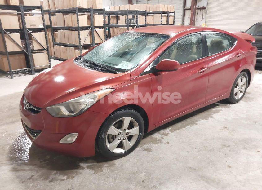 Photo 2 of 2013 Hyundai Elantra GLS (VIN KMHDH4AE7DU536983)