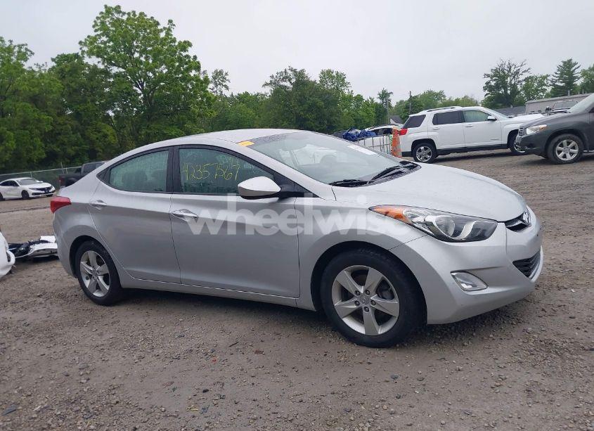 Photo 13 of 2013 Hyundai Elantra GLS (VIN KMHDH4AE7DU719235)