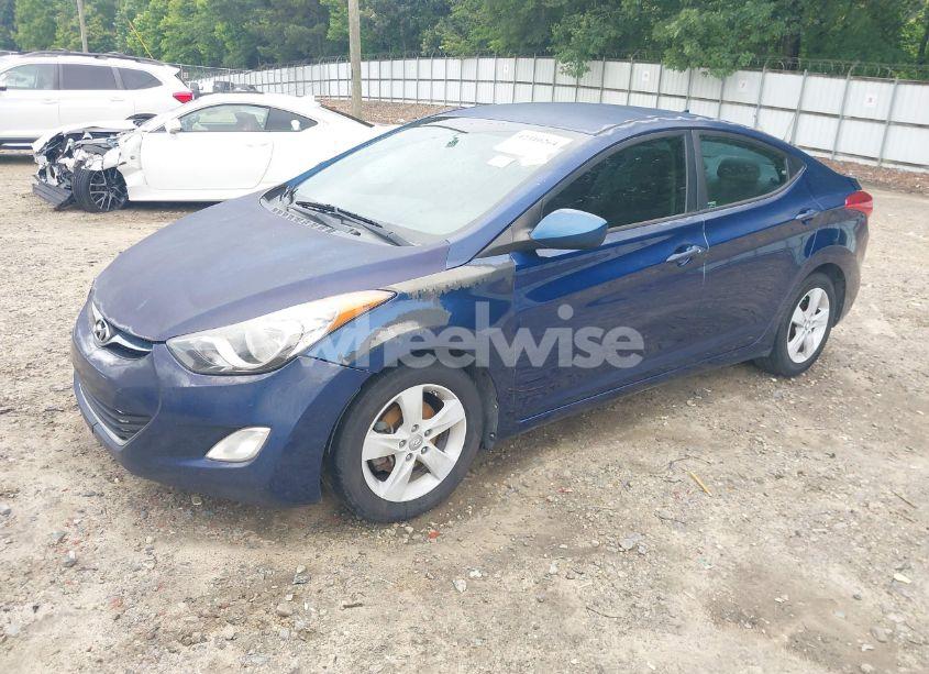 Photo 2 of 2013 Hyundai Elantra GLS (VIN KMHDH4AE7DU809260)