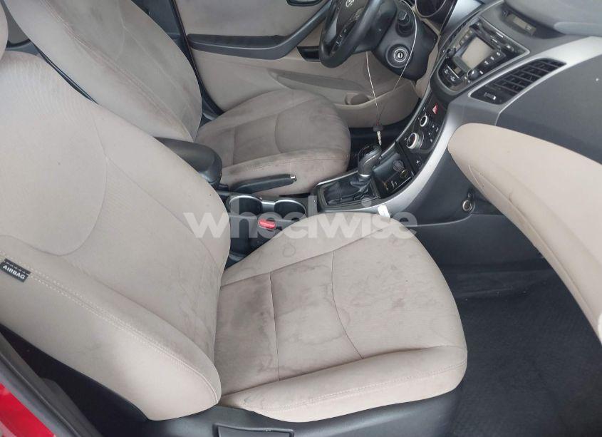 Photo 5 of 2014 Hyundai Elantra SE (VIN KMHDH4AE7EU138285)