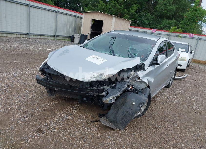 Photo 2 of 2014 Hyundai Elantra SE (VIN KMHDH4AE7EU147889)