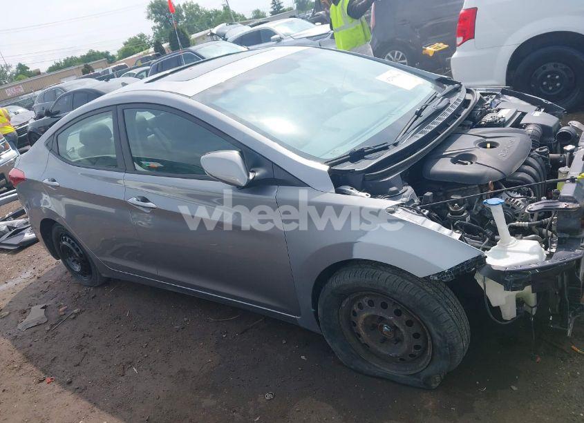 Photo 14 of 2012 Hyundai Elantra LIMITED (ULSAN PLANT) (VIN KMHDH4AE8CU373419)