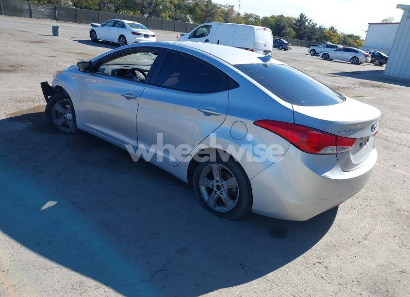 Photo 3 of 2013 Hyundai Elantra GLS (VIN KMHDH4AE8DU002942)