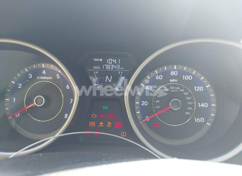 Photo 7 of 2013 Hyundai Elantra LIMITED (VIN KMHDH4AE8DU536524)