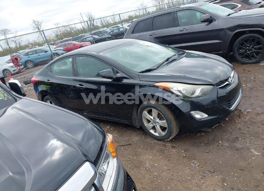 Photo 13 of 2013 Hyundai Elantra GLS (VIN KMHDH4AE8DU644075)