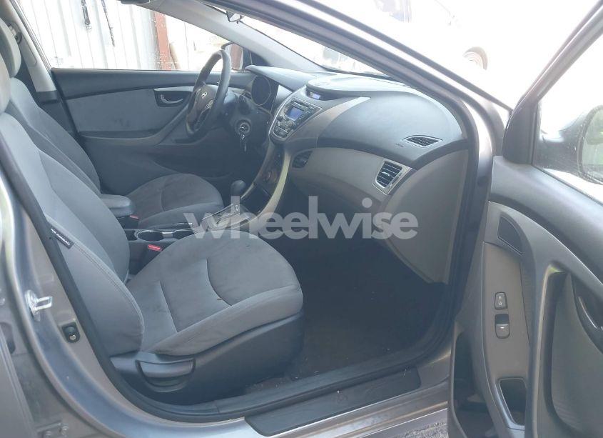 Photo 5 of 2013 Hyundai Elantra GLS (VIN KMHDH4AE8DU711421)