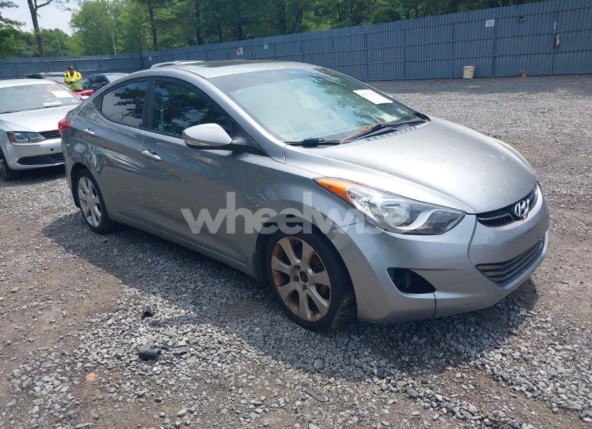 2013 Hyundai Elantra LIMITED (VIN KMHDH4AE8DU745746) main photo