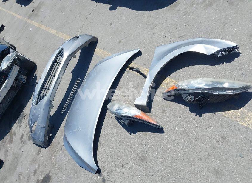 Photo 12 of 2013 Hyundai Elantra GLS (VIN KMHDH4AE8DU980065)