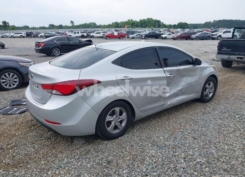 Photo 4 of 2014 Hyundai Elantra SE (ULSAN PLANT) (VIN KMHDH4AE8EU097505)