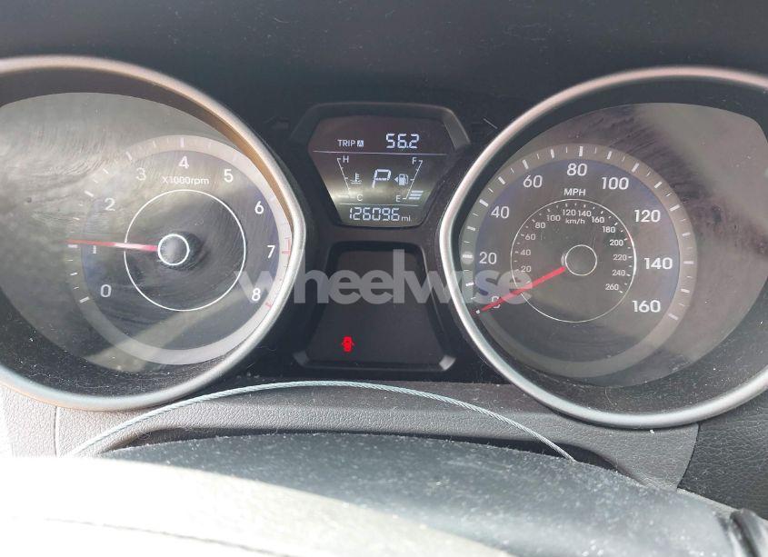 Photo 7 of 2014 Hyundai Elantra SE (VIN KMHDH4AE8EU172798)