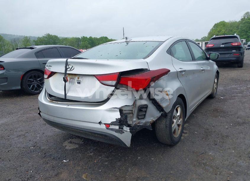 Photo 6 of 2015 Hyundai Elantra SE (VIN KMHDH4AE8FU352848)