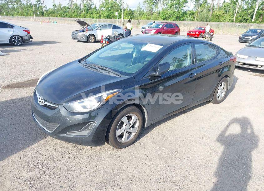 Photo 2 of 2015 Hyundai Elantra SE (VIN KMHDH4AE8FU415625)