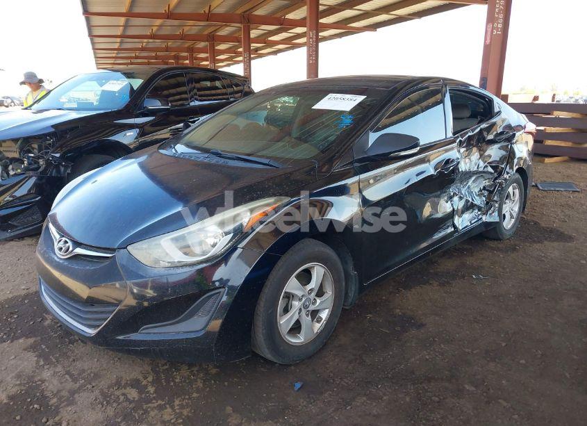 Photo 2 of 2015 Hyundai Elantra SE (VIN KMHDH4AE8FU454697)