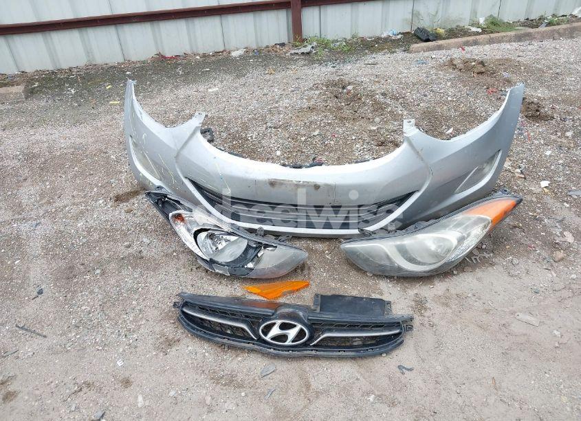 Photo 12 of 2012 Hyundai Elantra LIMITED (ULSAN PLANT) (VIN KMHDH4AE9CU360548)