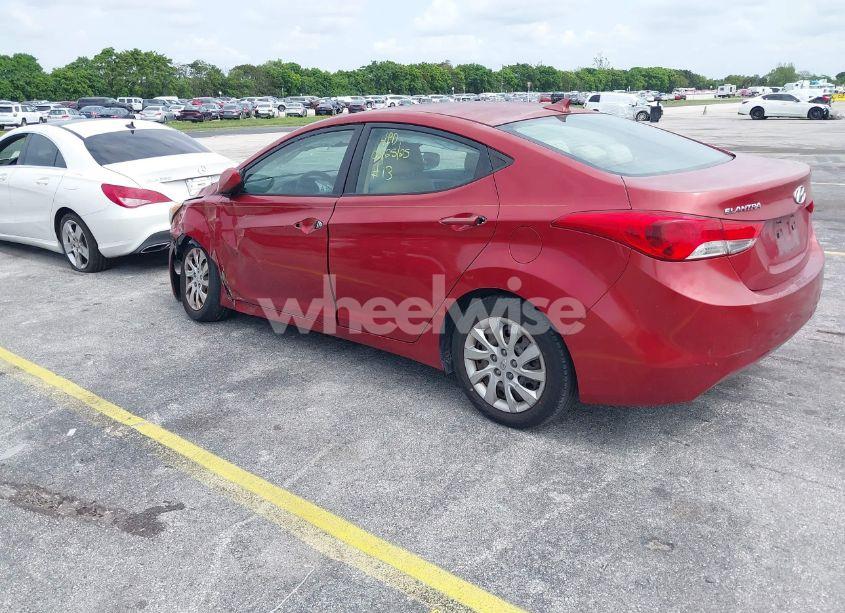 Photo 3 of 2013 Hyundai Elantra GLS (VIN KMHDH4AE9DU560170)