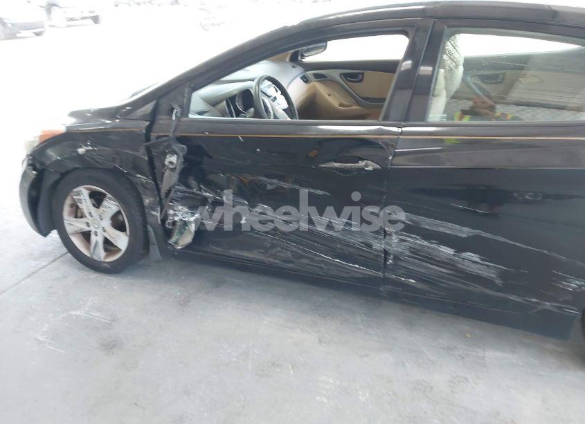 Photo 6 of 2013 Hyundai Elantra GLS (VIN KMHDH4AE9DU664481)