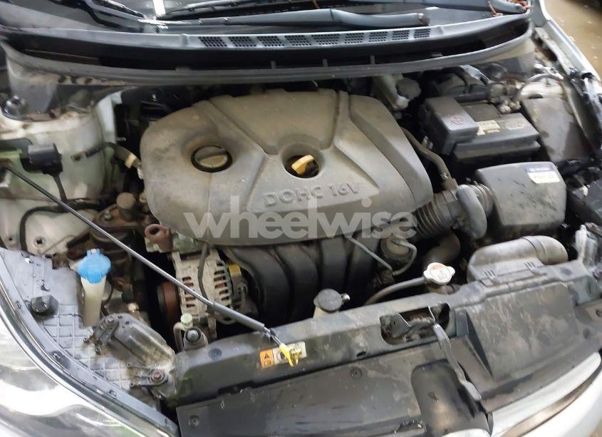 Photo 10 of 2013 Hyundai Elantra GLS (VIN KMHDH4AE9DU773006)