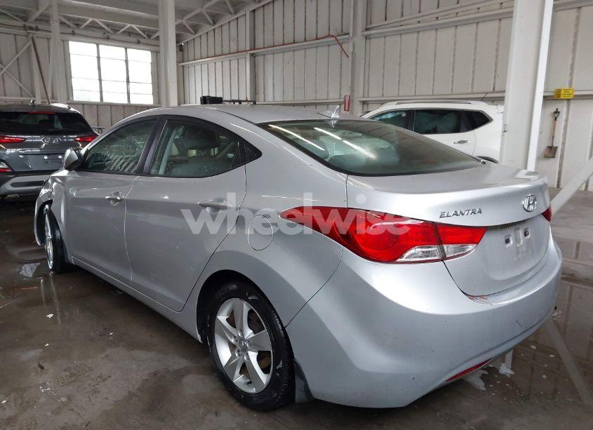 Photo 3 of 2013 Hyundai Elantra GLS (VIN KMHDH4AE9DU773006)